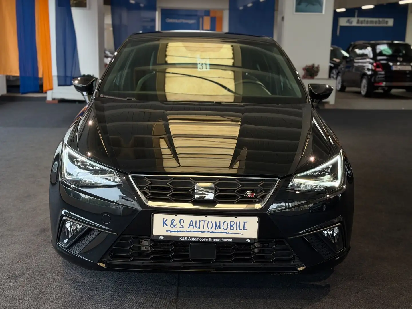 SEAT Ibiza FR *ALCANTARA*LED*CARPLAY*ALU* Schwarz - 2