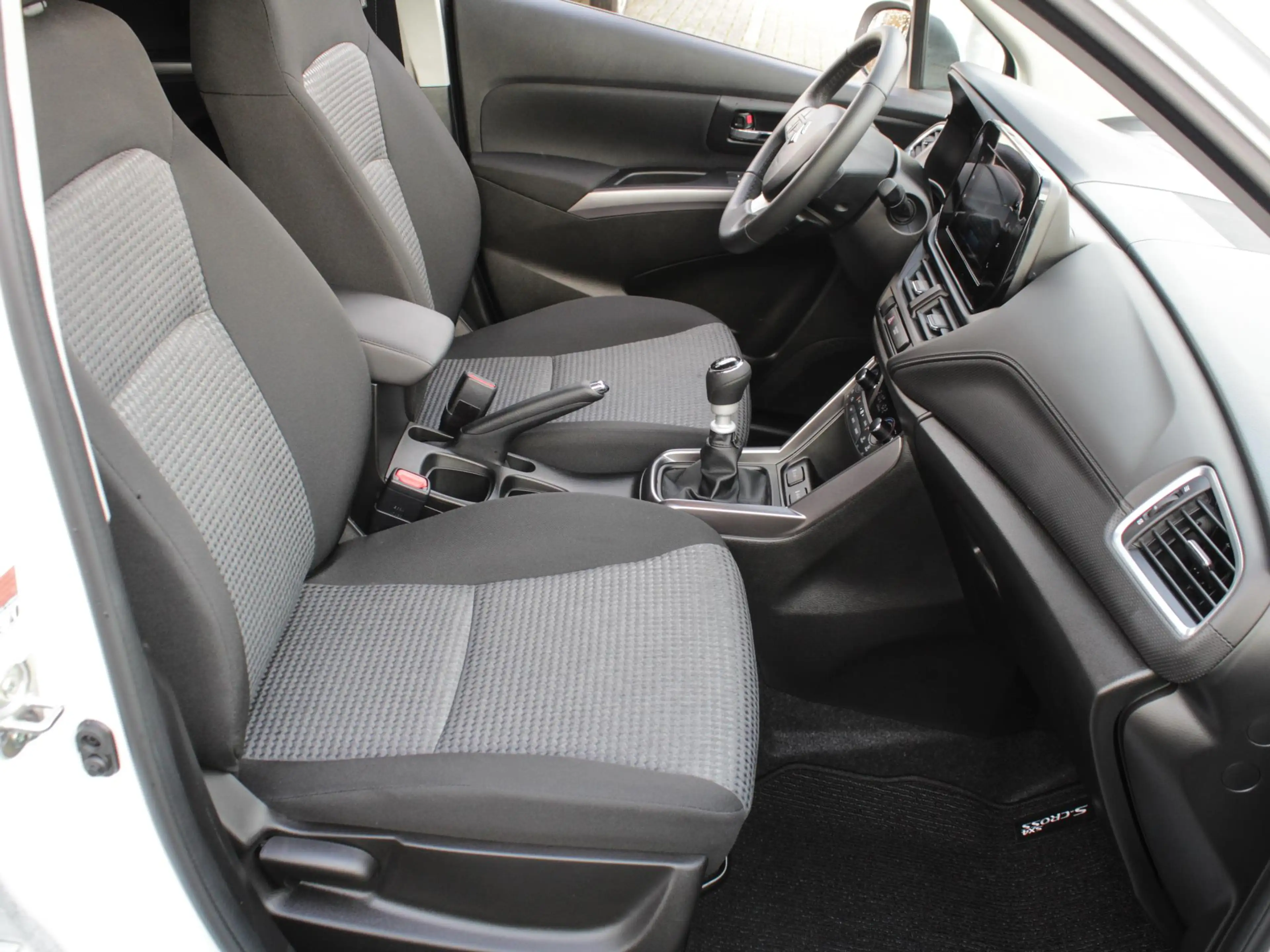 Suzuki S-Cross 1.4 Boosterjet Select Smart Hybrid | Cruise | Carp — photo 7