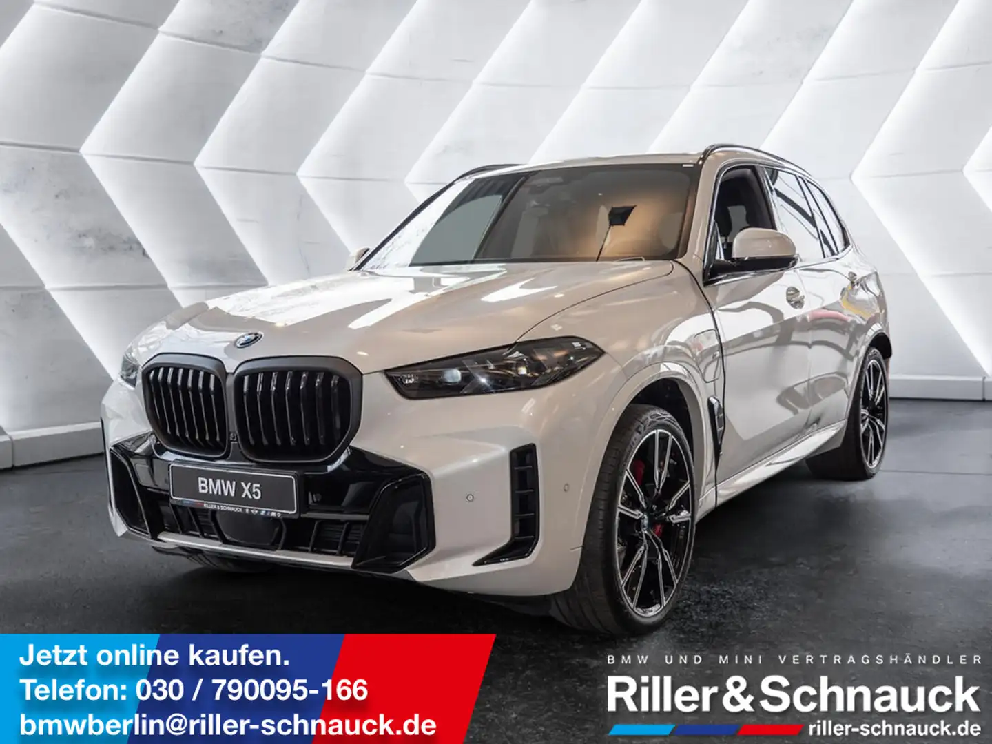 BMW X5 xDrive 50e M-Sport PANO 360° SITZBELÜFTUNG Bílá - 1