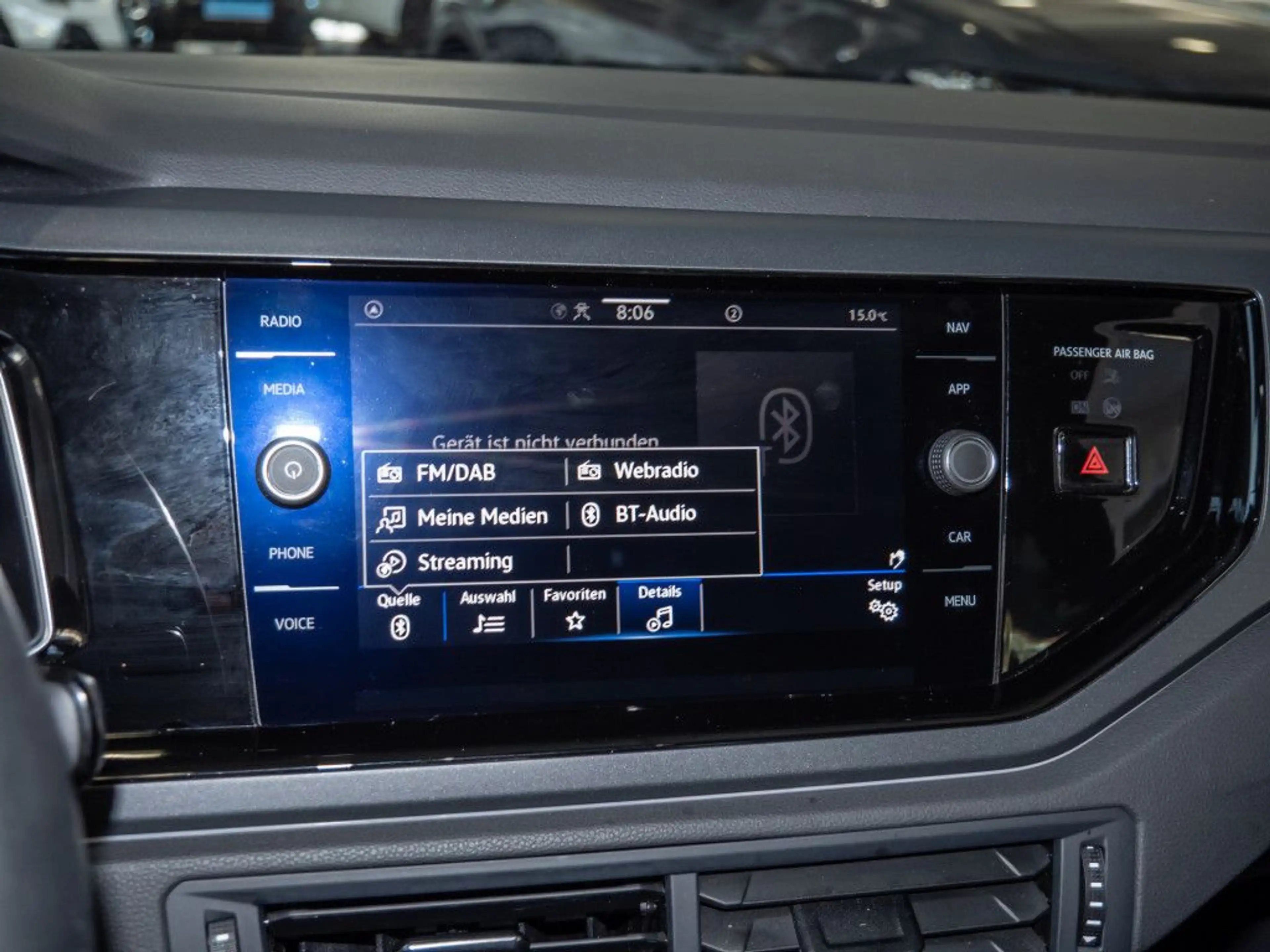 Volkswagen Polo 1.0 TSI DSG R-Line App IQ-LED Sitzhzg PDC — photo 11