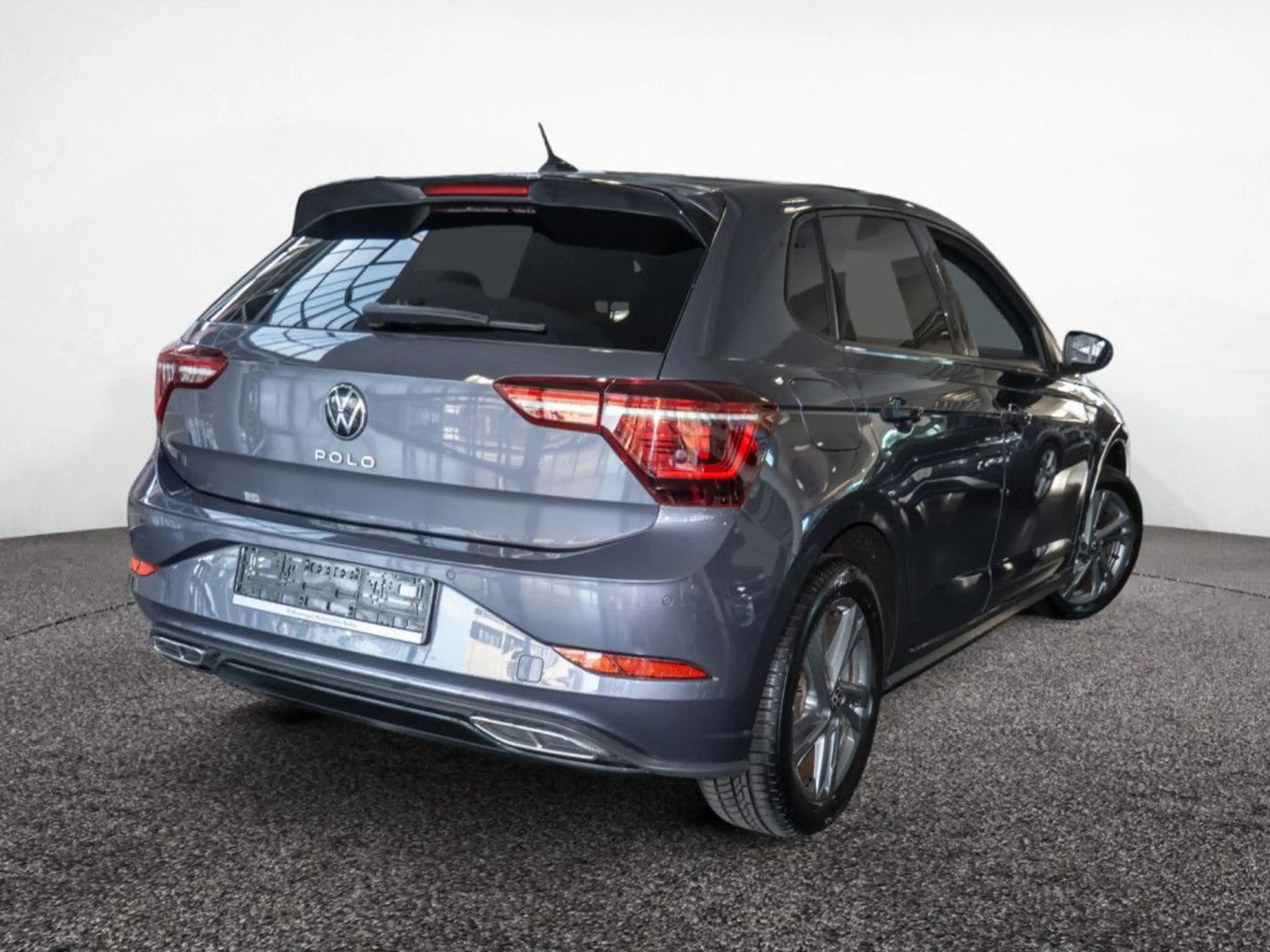 Volkswagen Polo 1.0 TSI DSG R-Line App IQ-LED Sitzhzg PDC — photo 4