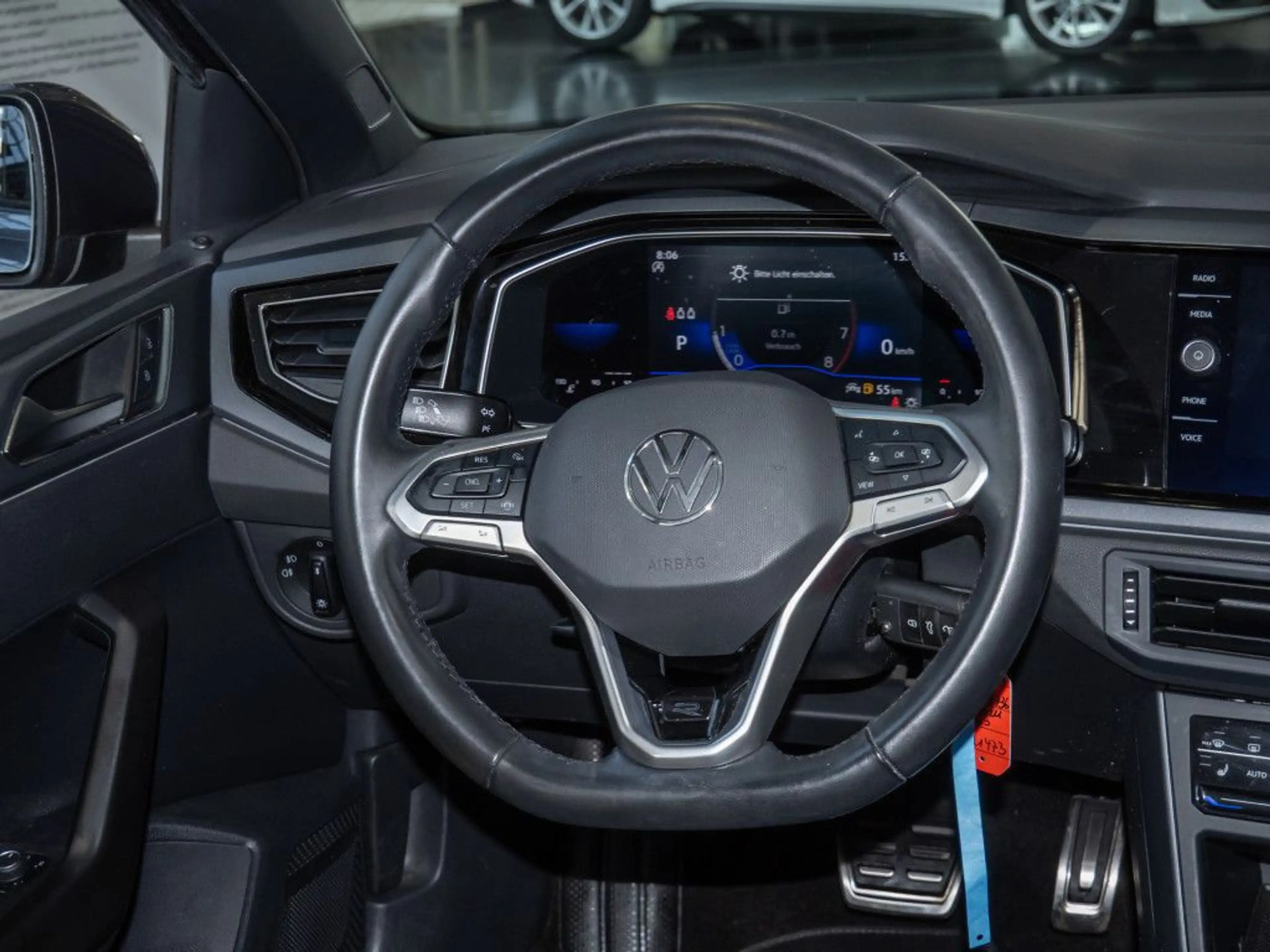 Volkswagen Polo 1.0 TSI DSG R-Line App IQ-LED Sitzhzg PDC — photo 8