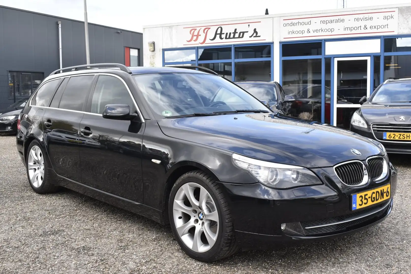 BMW 523 5-serie Touring 523i Executive youngtimer Fekete - 1