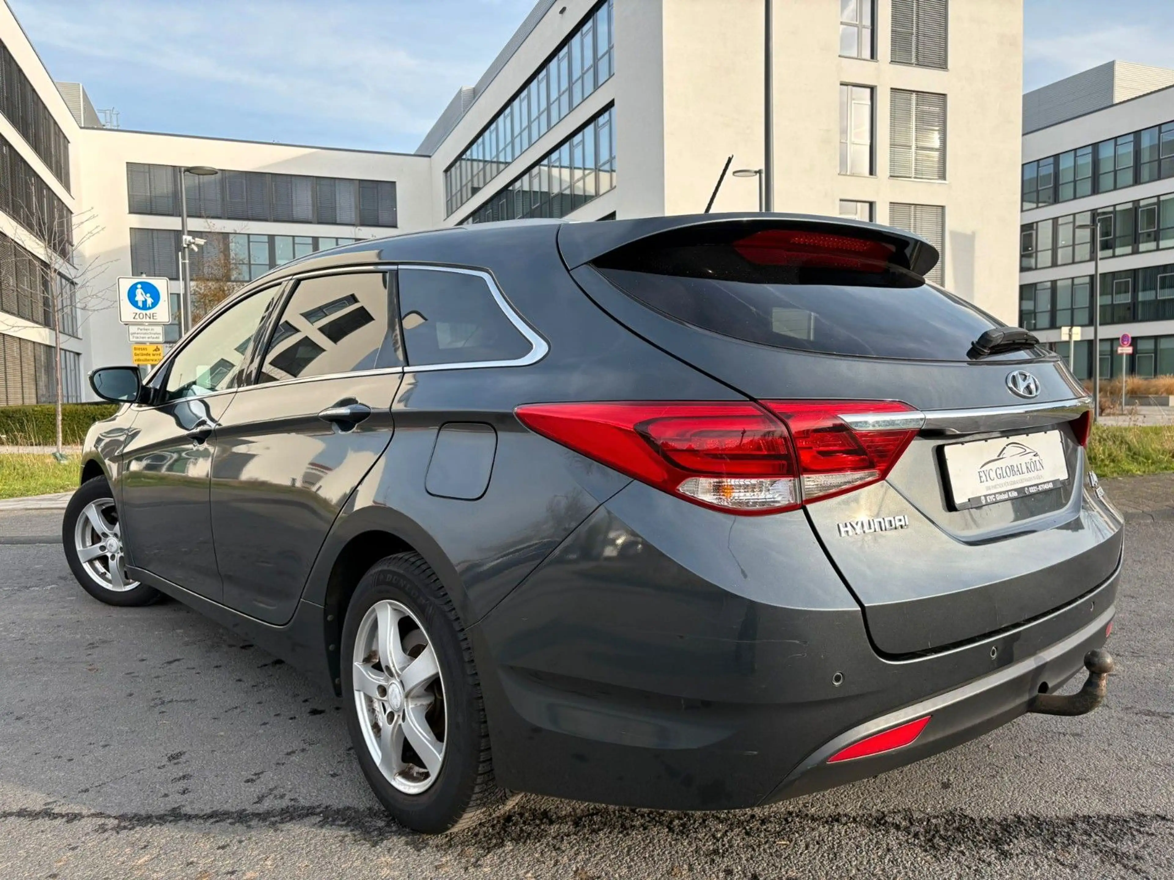 Hyundai i40 cw blue Trend, Klima, Tüv Neu Scheckheft — photo 7
