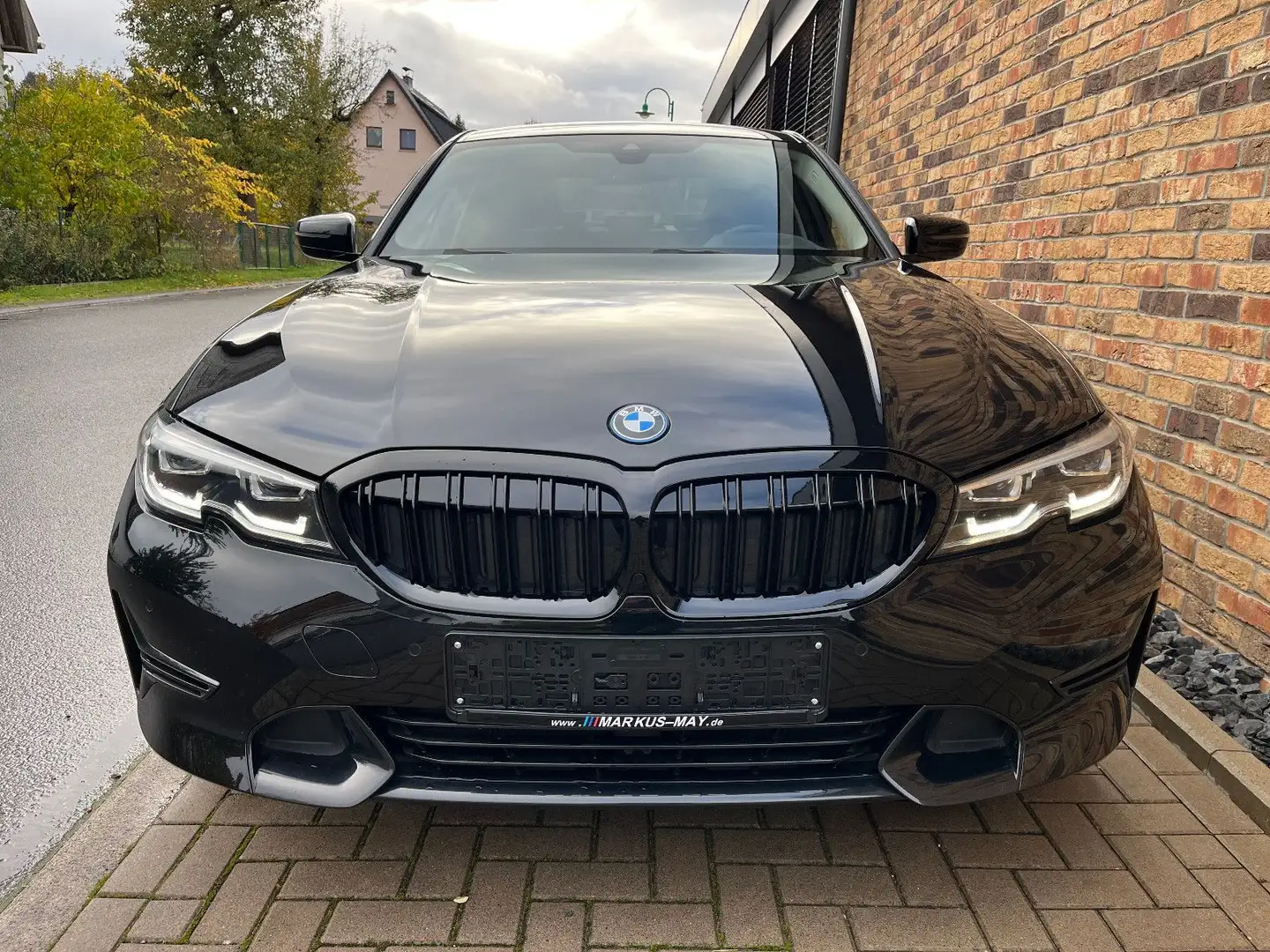 BMW 330 e SportLine HUD HiFi CockpProf LED Lenkhz Schwarz - 2