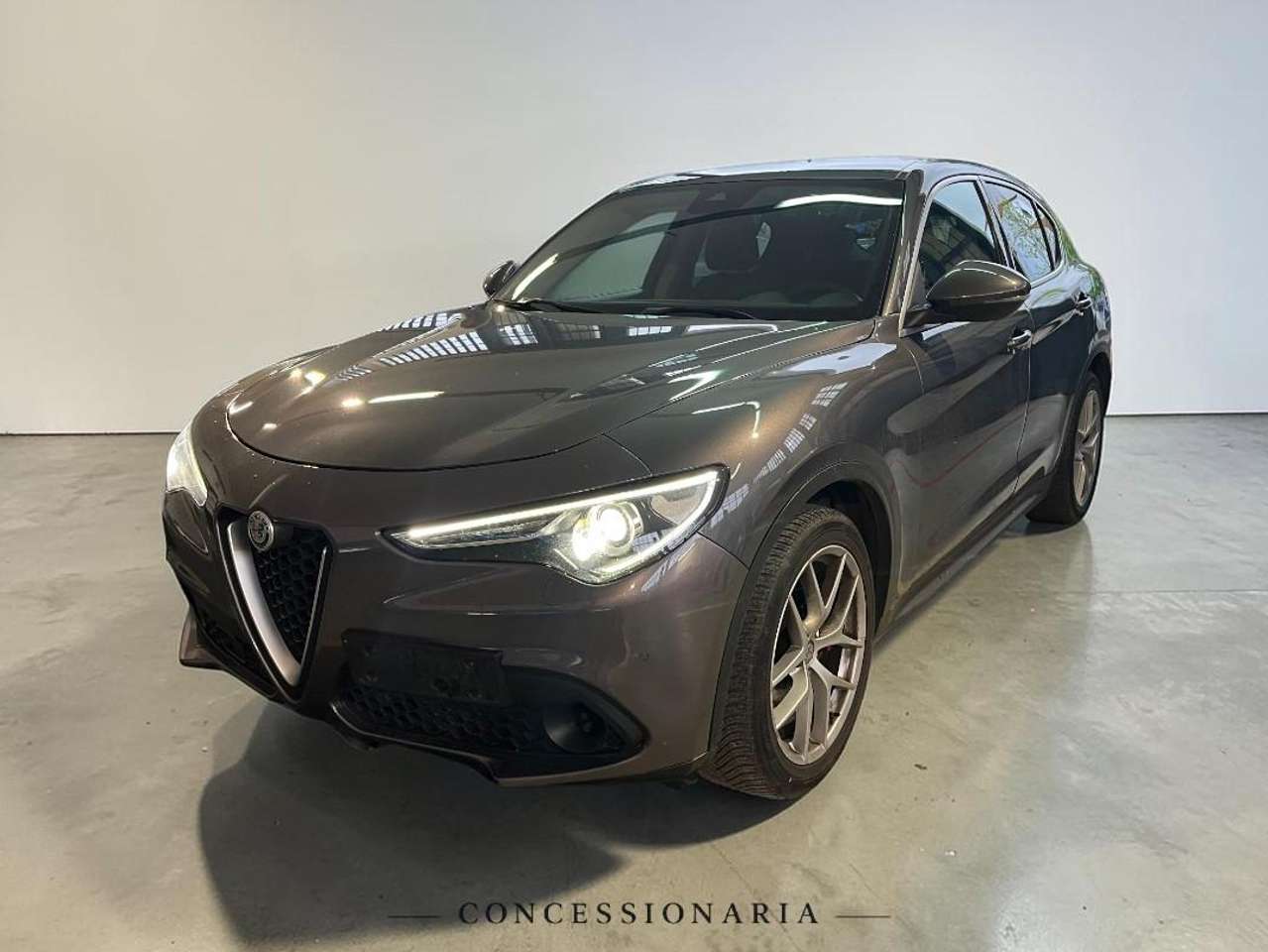 Alfa Romeo Stelvio Stelvio 2017 2.2 t Executive Q4 210cv auto my19