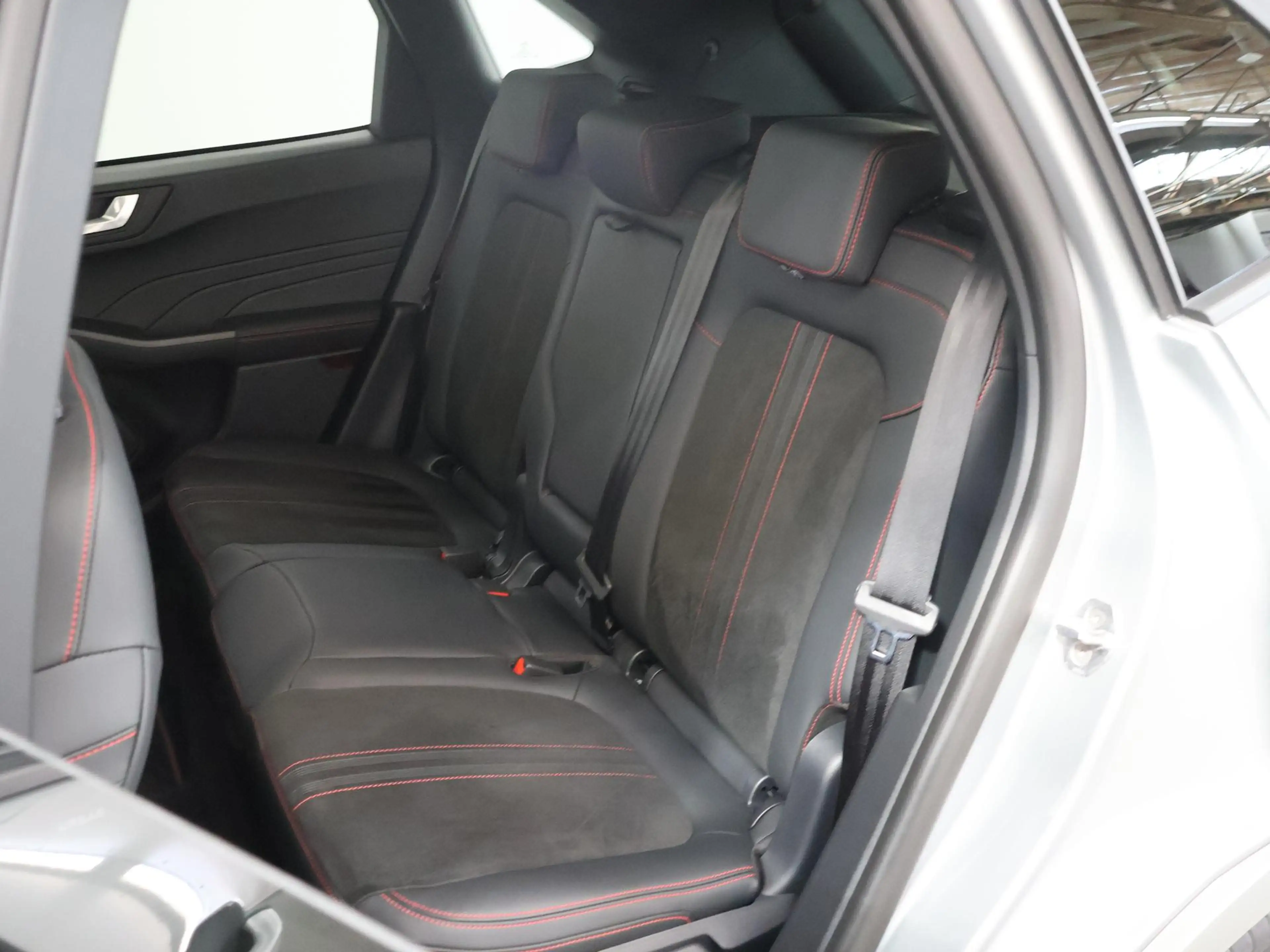 Ford Kuga 2.5 PHEV ST-Line X | Trekhaak | Panoramadak | Matr — photo 11