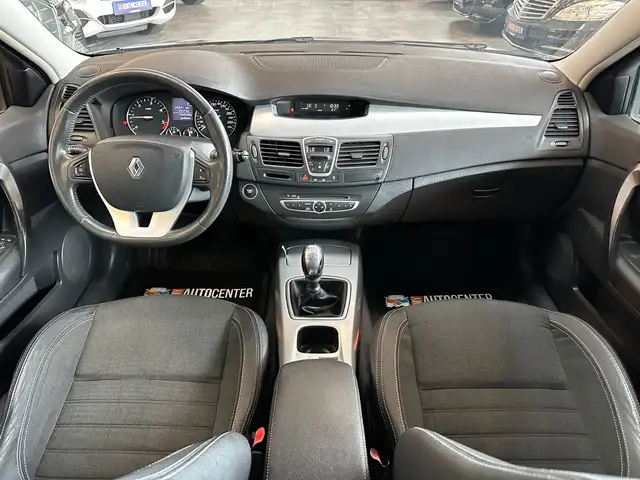 Renault Laguna view 6