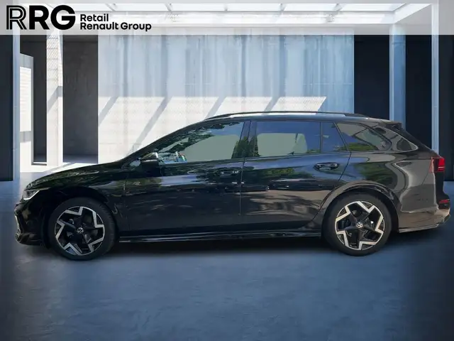 Volkswagen Golf view 2