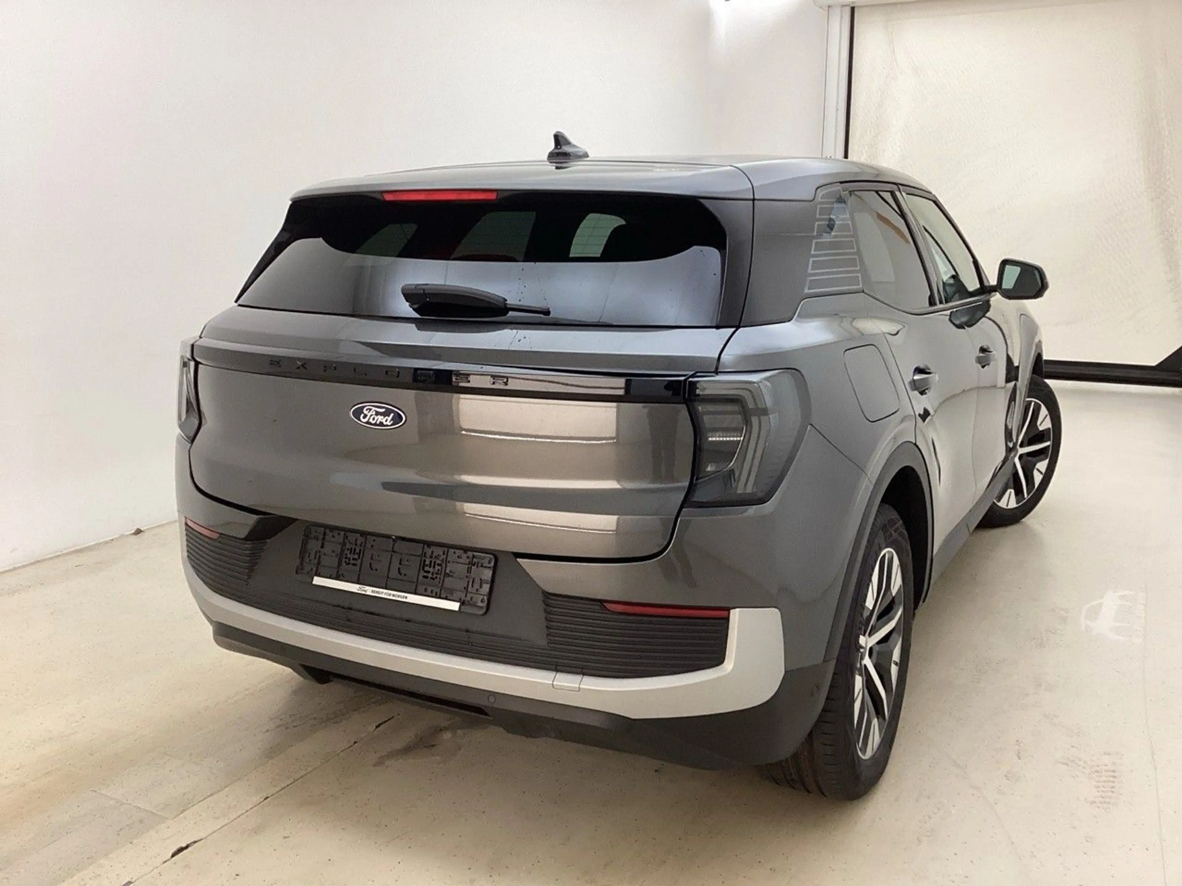 Ford Explorer AWD 79kWh Auto./360-KAMERA/ACC/HEAD-UP/ — photo 3