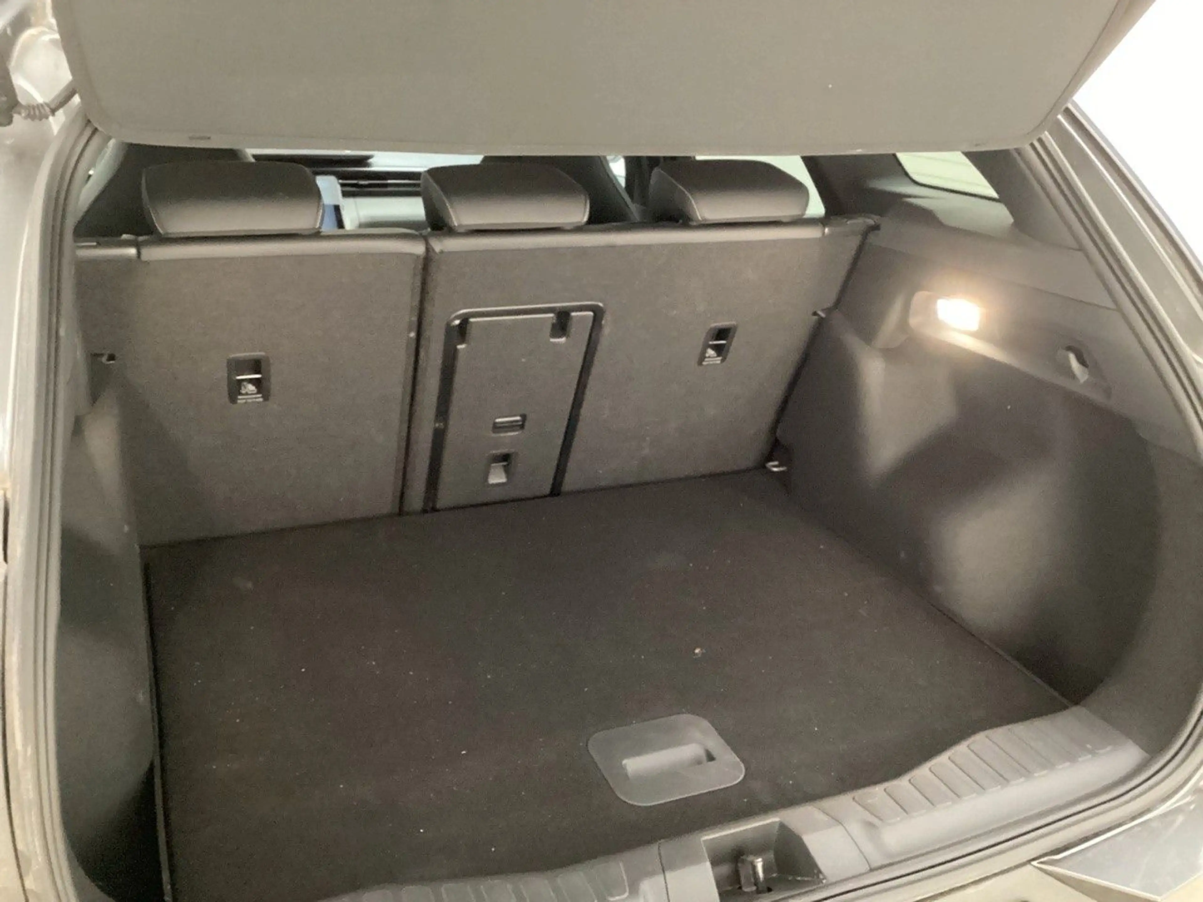 Ford Explorer AWD 79kWh Auto./360-KAMERA/ACC/HEAD-UP/ — photo 5