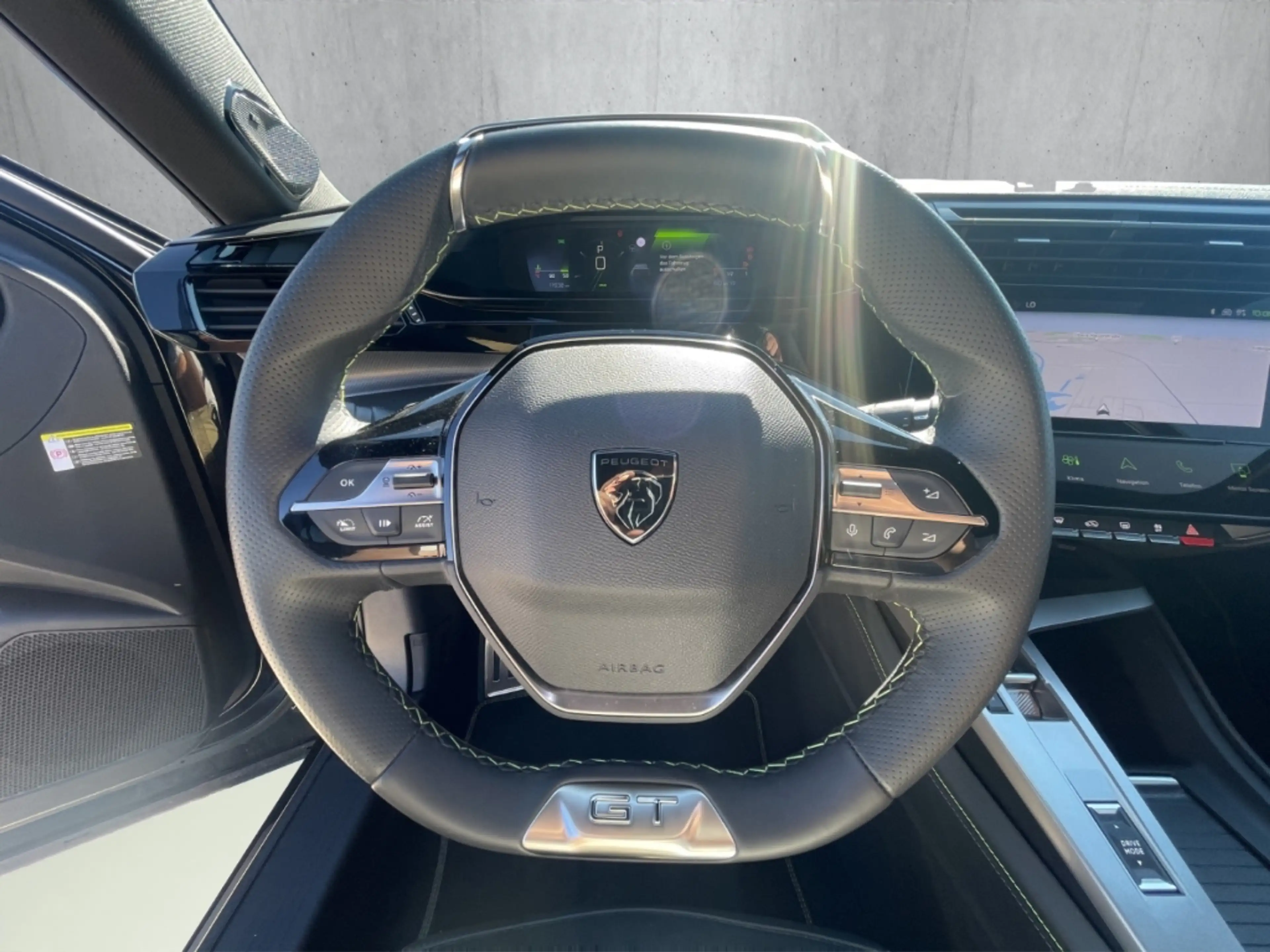Peugeot 408 GT PT130 EAT8 El.Sitz Focal Kamera LED CarPlay — photo 10