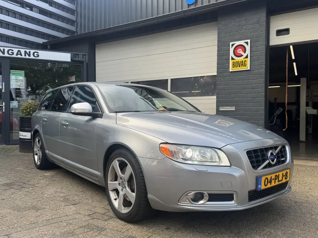 Volvo V70 2011 из Европы — купить под ключ