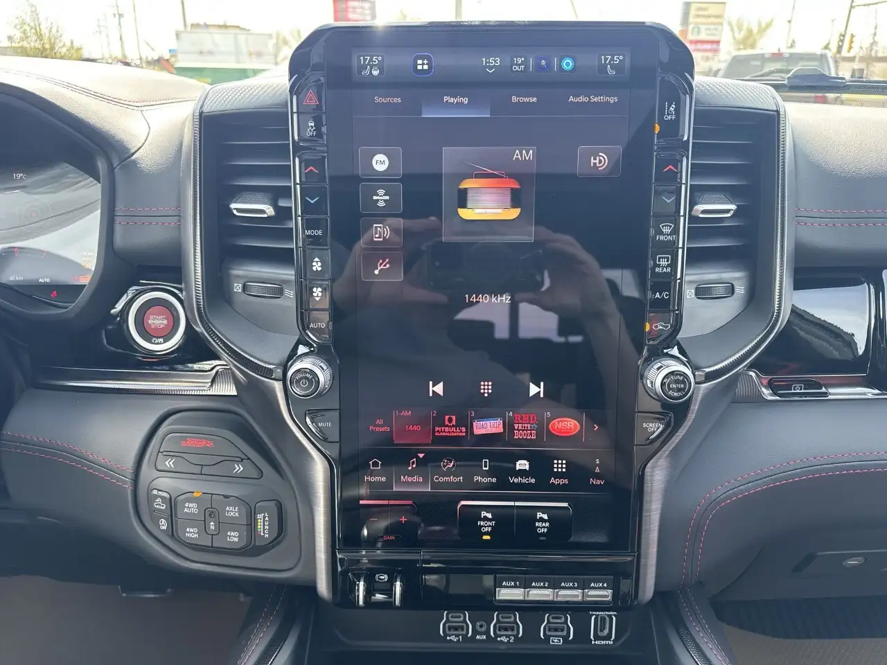 RAM 1500 снимка RAM 1500