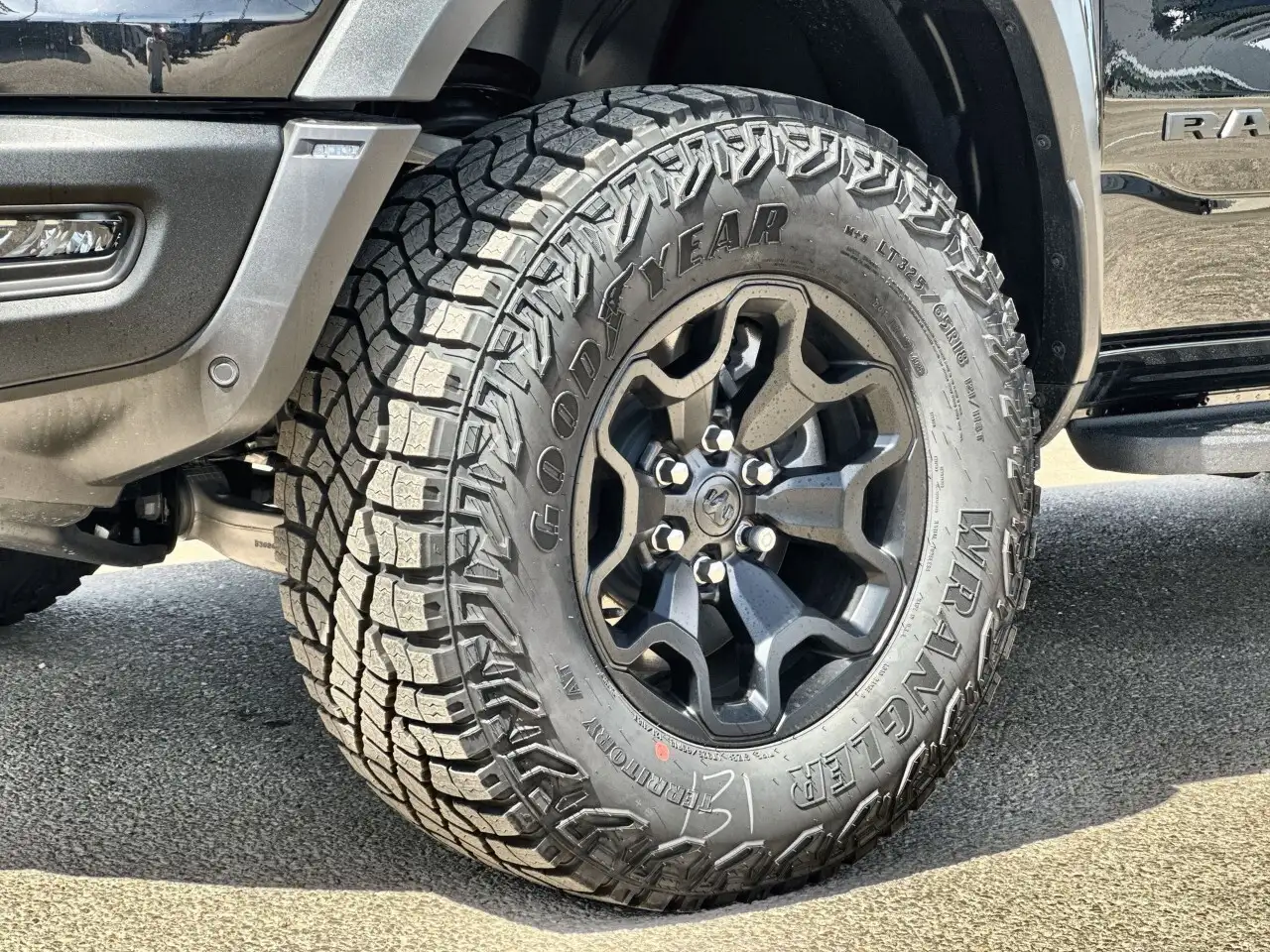 RAM 1500 снимка RAM 1500