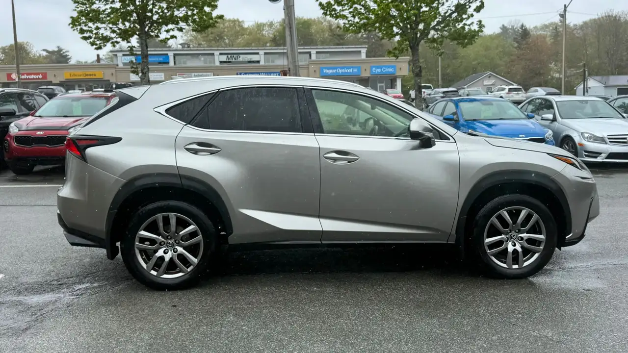 Lexus NX снимка Lexus NX