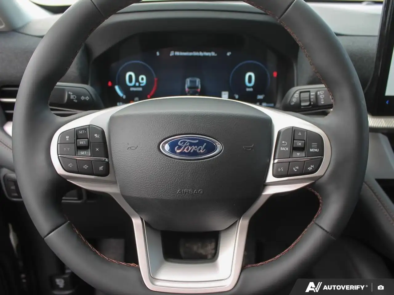 Ford Explorer снимка Ford Explorer