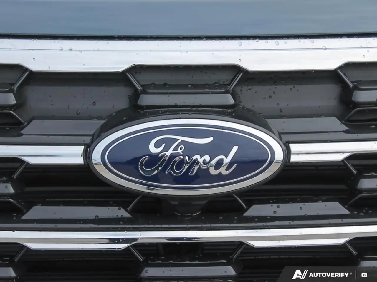 Ford Explorer снимка Ford Explorer