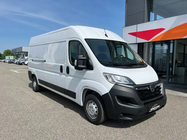 Opel Movano 2.2 TD 140pk L3H2 navi-camera-ECC-vloer+wanden