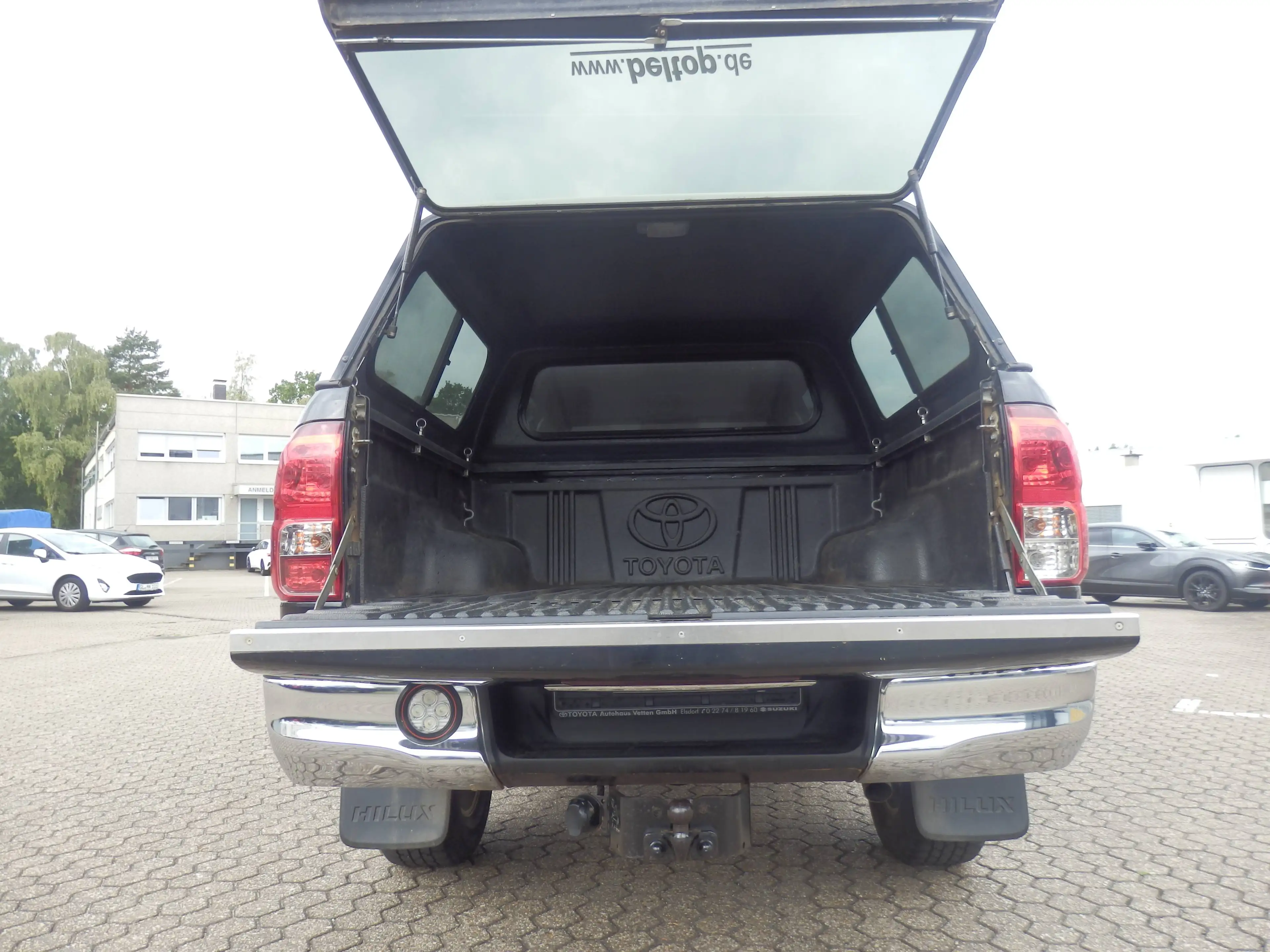 Toyota Hilux Double Cab Executive 4x4, Automatik, Leder, Sitzheizung, Klimaautomatik, Xenon, LED, HHK, Hardtop — photo 9