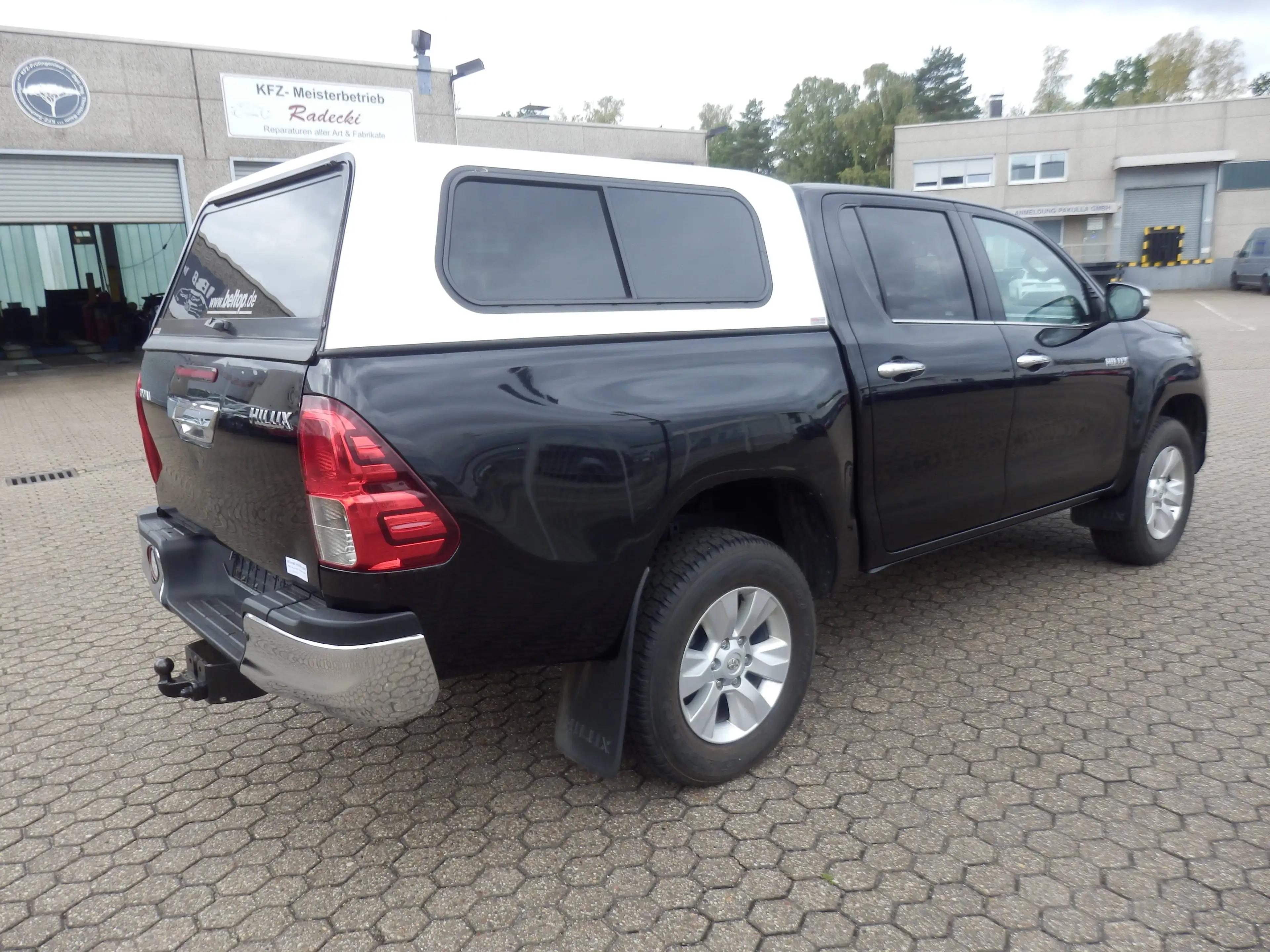 Toyota Hilux Double Cab Executive 4x4, Automatik, Leder, Sitzheizung, Klimaautomatik, Xenon, LED, HHK, Hardtop — photo 7