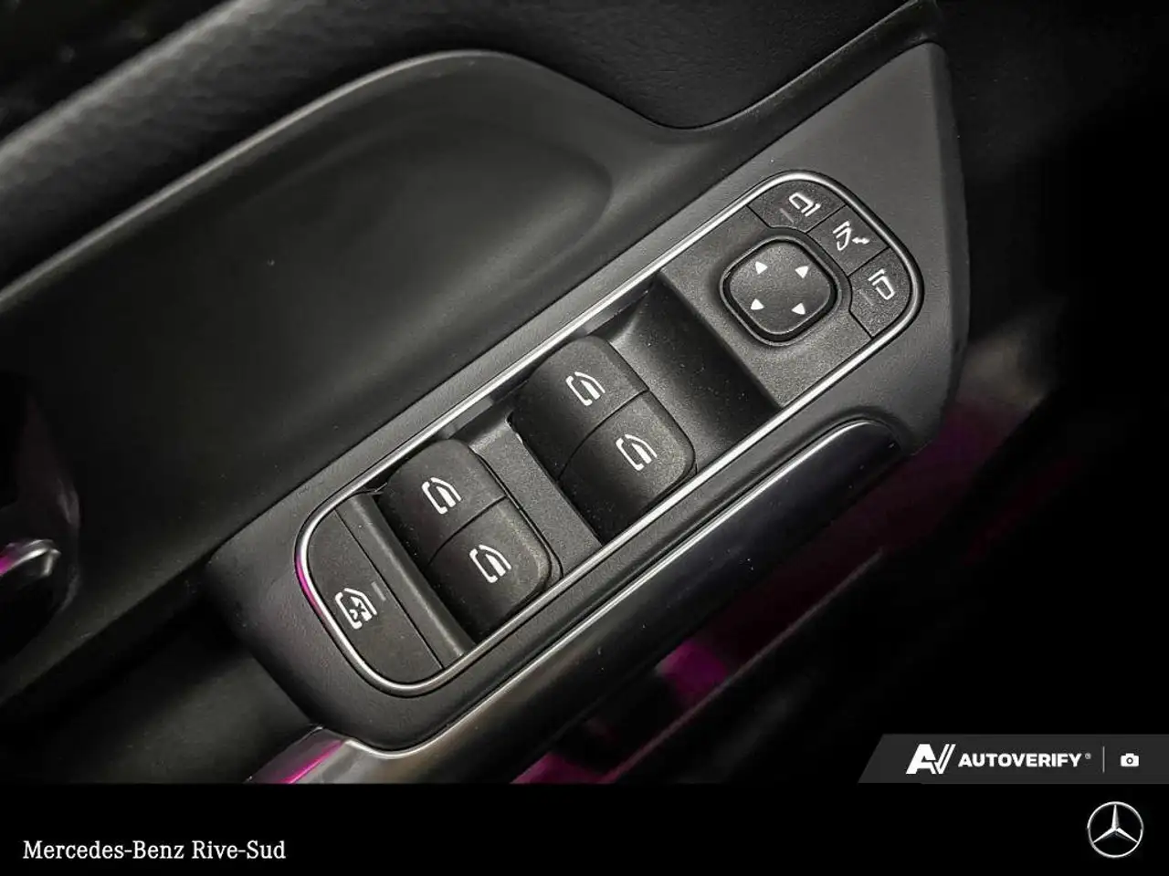 Mercedes-Benz GLA снимка Mercedes-Benz GLA