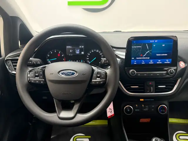 Ford Fiesta view 13