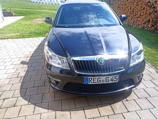 Skoda Octavia Combi 2.0 TSI RS