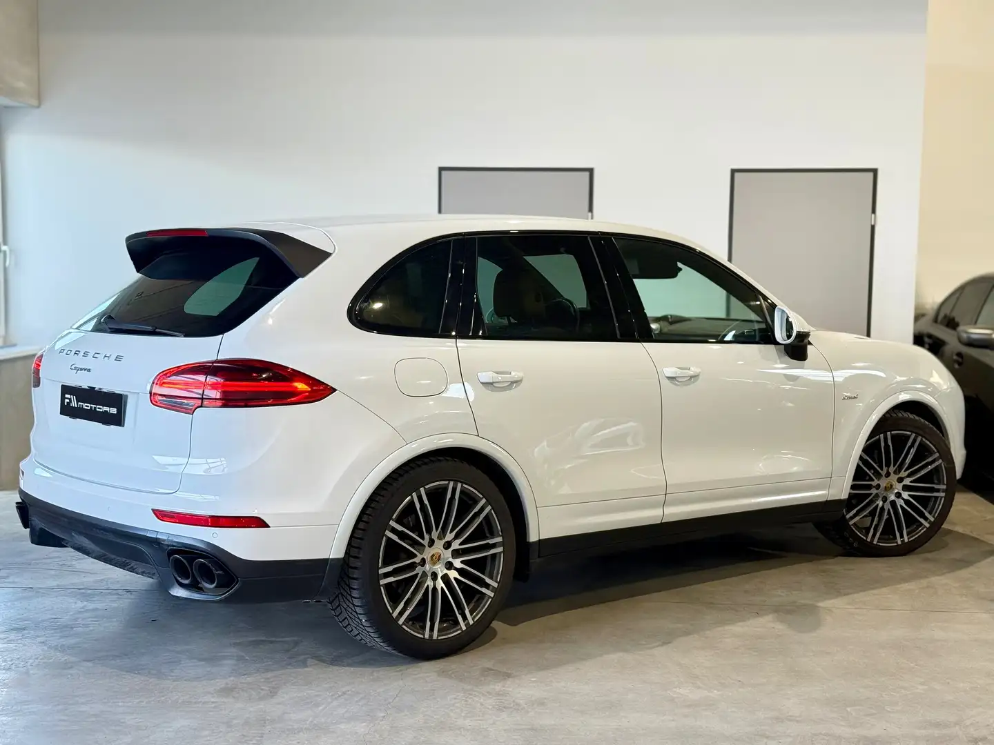 Porsche Cayenne Diesel PlatinumEdition,LUFTFAHRWERK,SZH,RÜCKKAM Weiß - 2