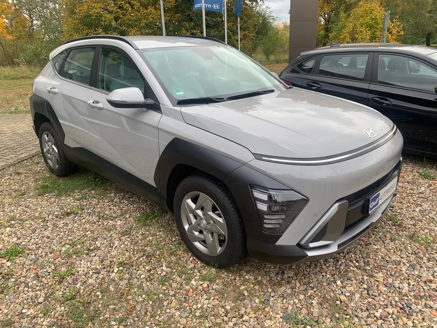 Hyundai KONA Trend 1,6 DCT 198PS Grijs - 2