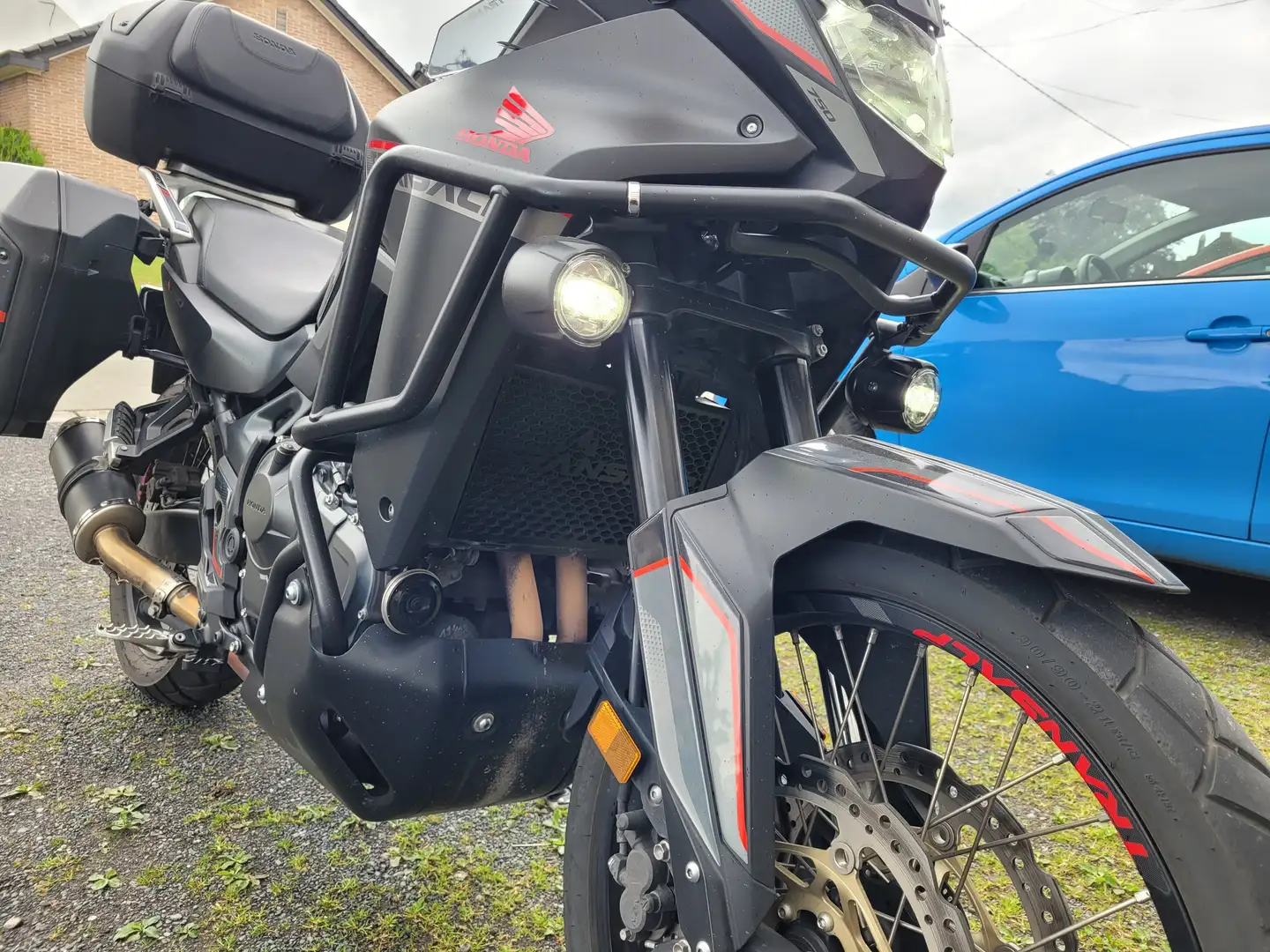 Honda XL 750 Transalp Noir - 2