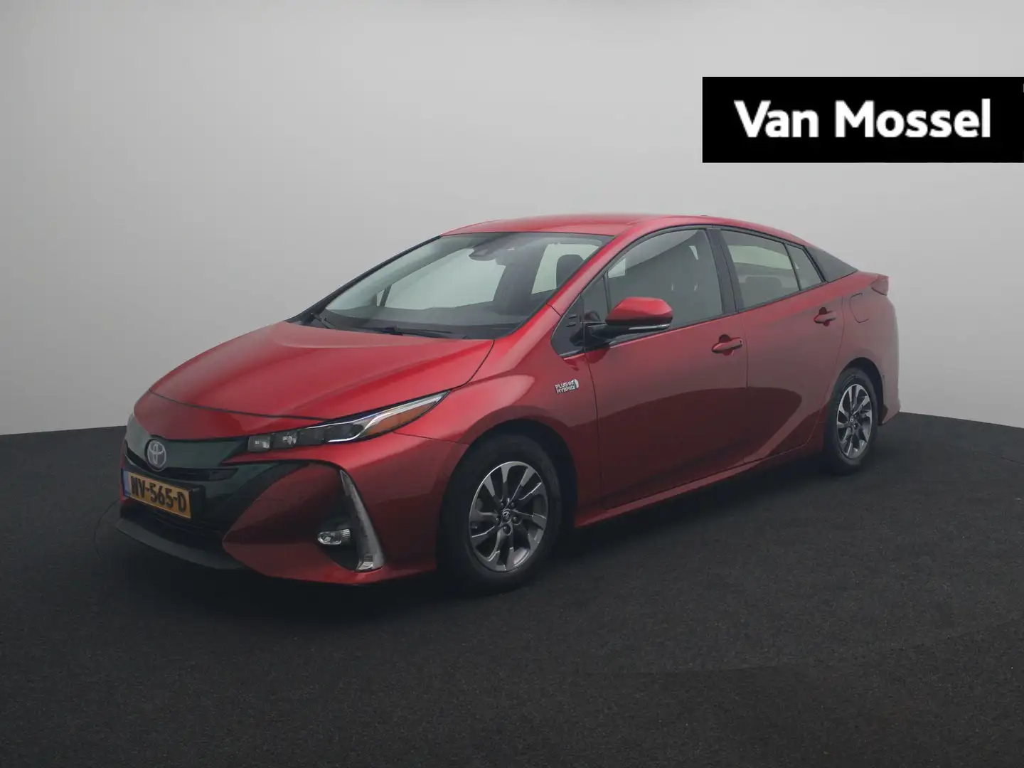 Toyota Prius 1.8 Plug-in Business Plus | Navi | Achteruitrijcam Rouge - 1