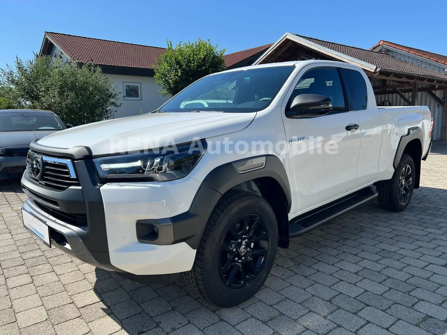 Toyota Hilux Invincible 2.8 X-tra Cab*NAVI*Kamera*2025 Blanc - 1