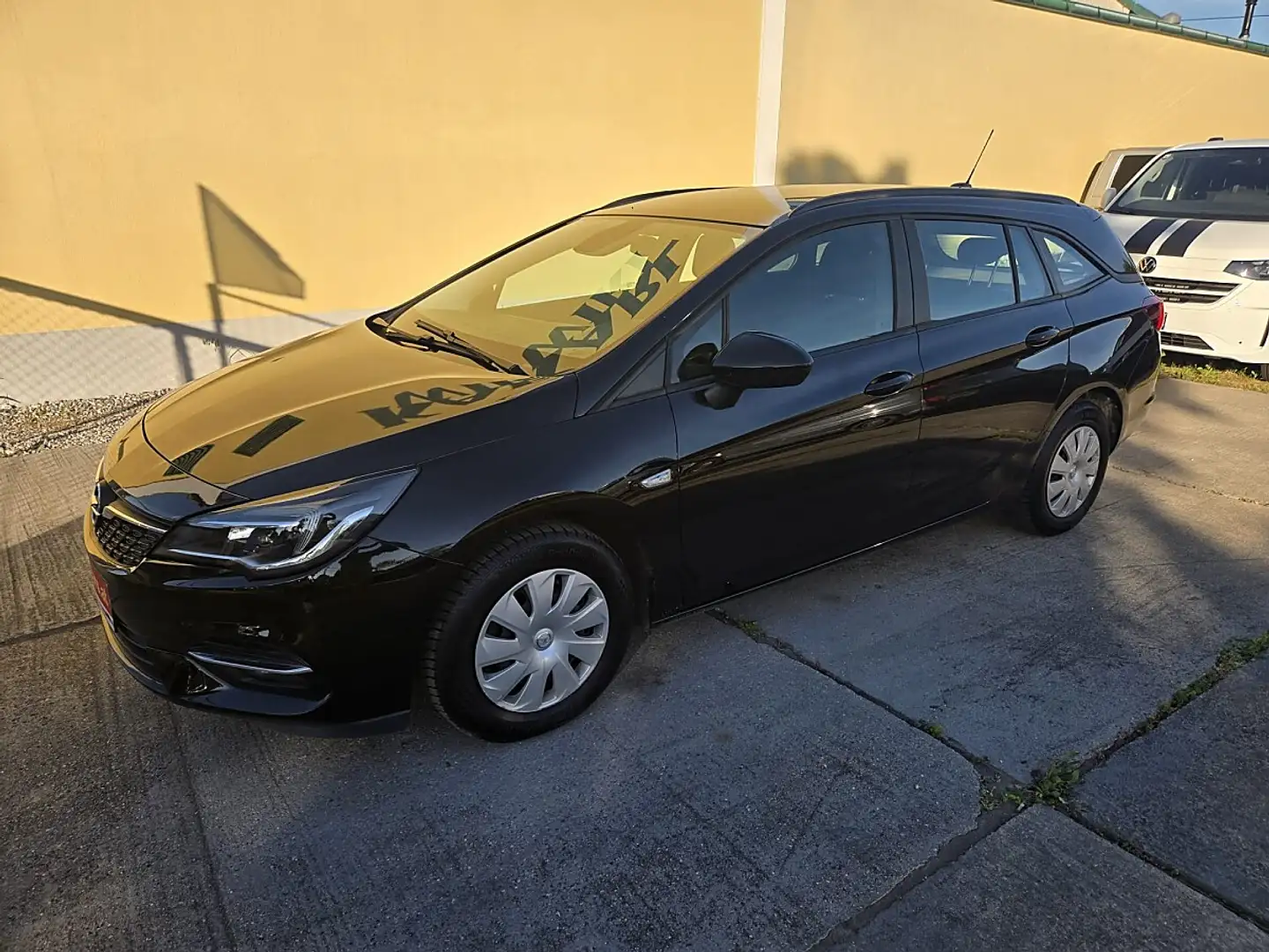 Opel Astra ST 1,5 CDTI Elegance Schwarz - 2