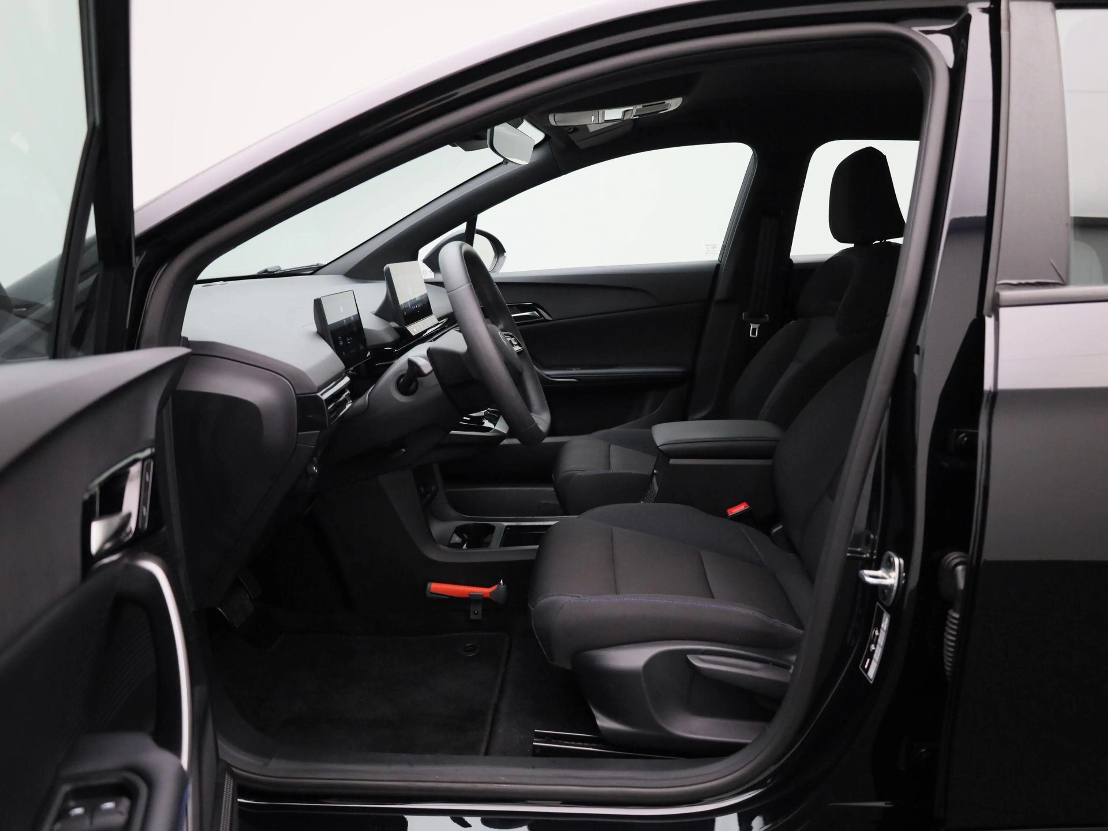 MG MG4 Electric Standard 51 kWh WLTP 320 KM | Apple Carpl — photo 9