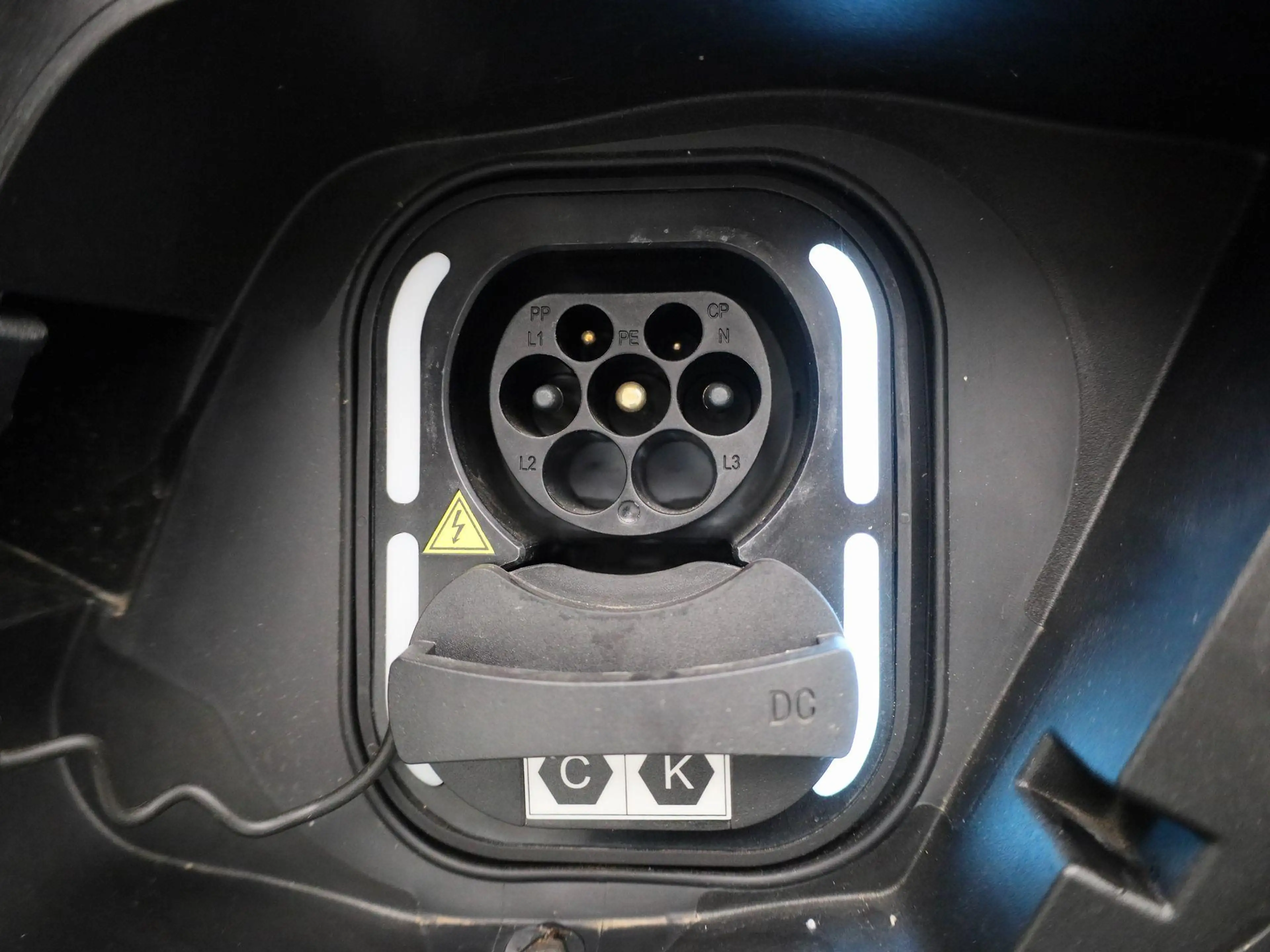 MG MG4 Electric Standard 51 kWh WLTP 320 KM | Apple Carpl — photo 13
