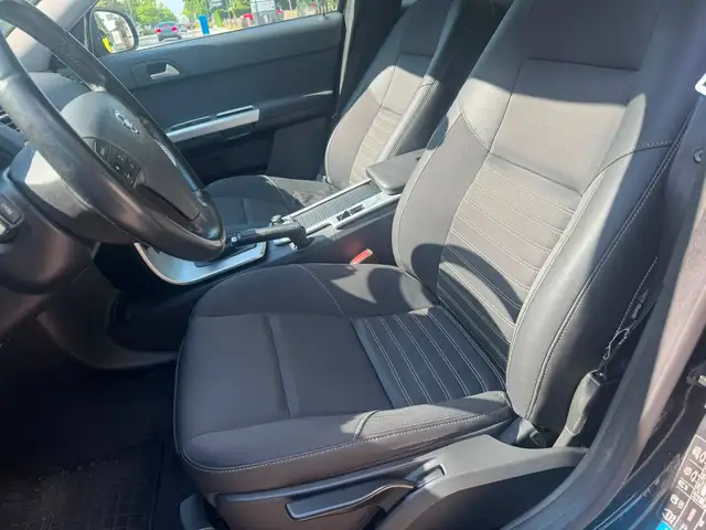 Volvo V50 view 10