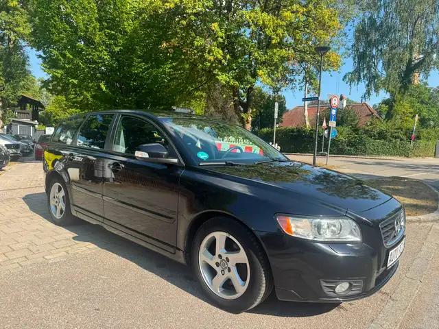 Volvo V50 view 7