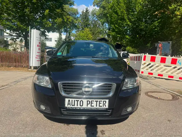 Volvo V50 view 8