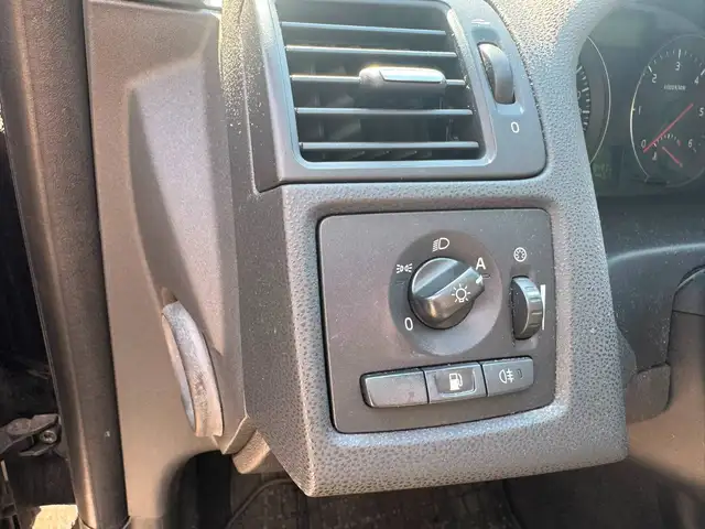 Volvo V50 view 12