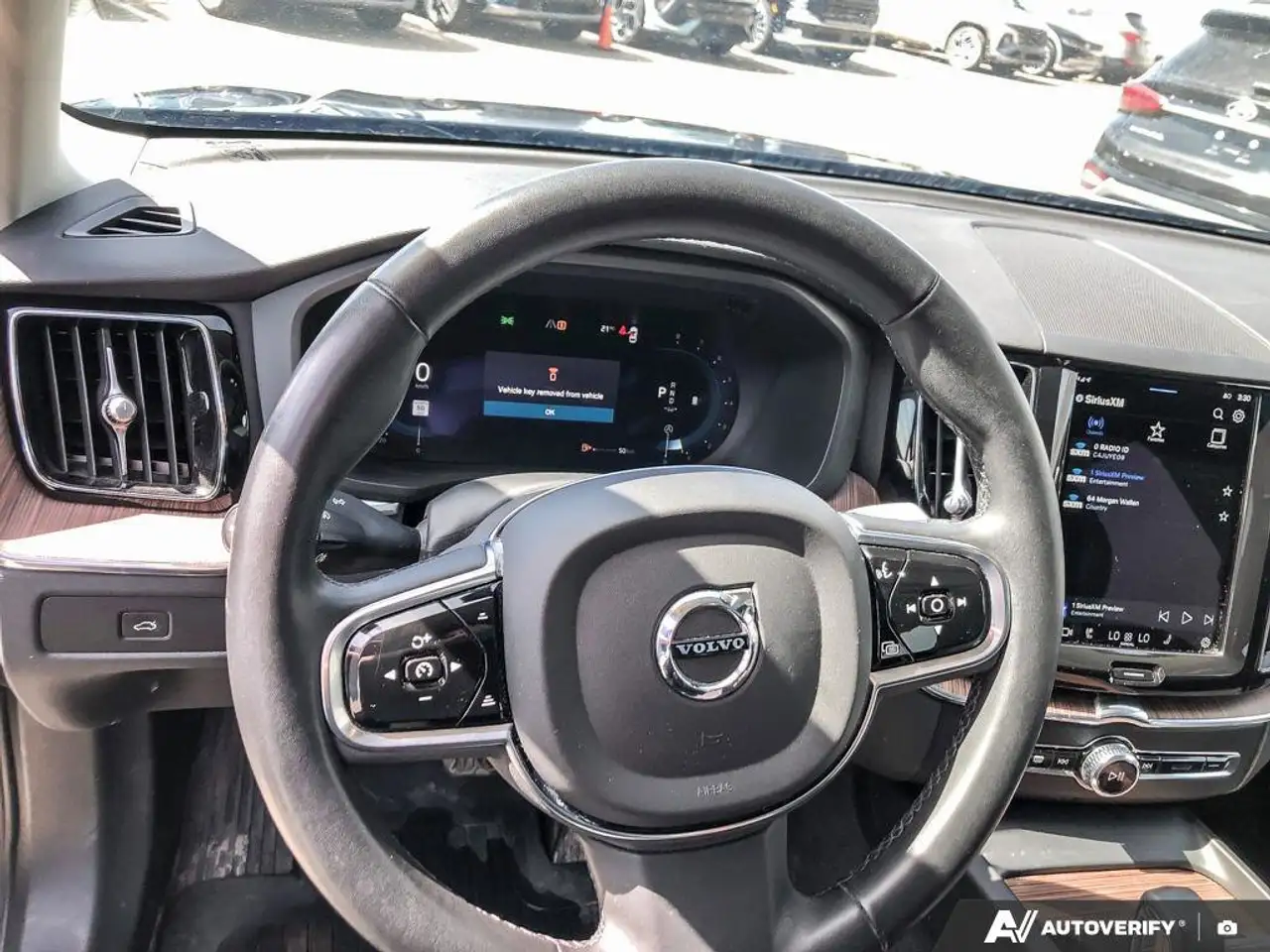 Volvo XC60 снимка Volvo XC60