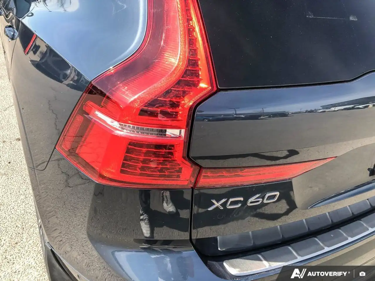Volvo XC60 снимка Volvo XC60