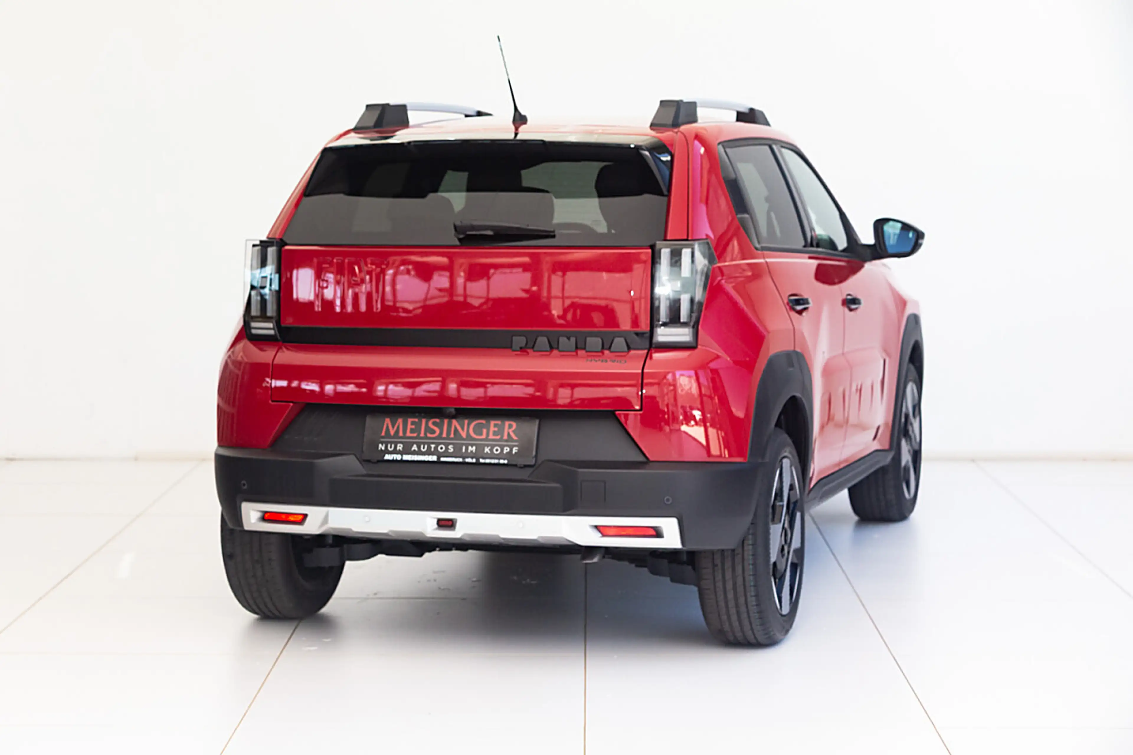 Fiat Grande Panda Hybrid mHEV 110 6-Gang eDCT La Prima — photo 2
