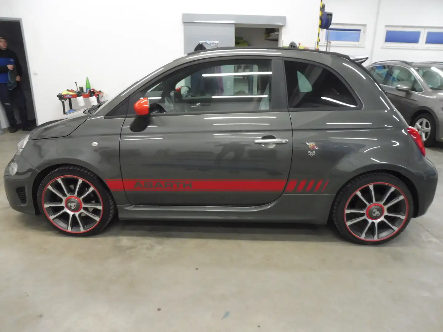 Fiat 500C Abarth Fiat Abarth 500 595C Turismo Faltdach Cabrio/Roadster Cabrio / Roadster Grau - 2