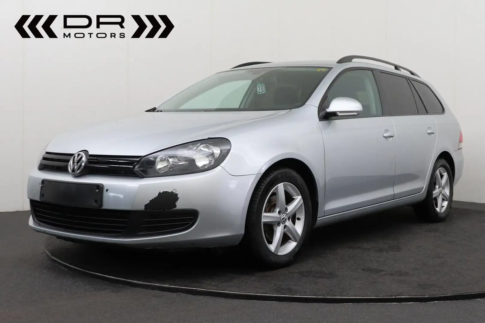 Volkswagen Golf Variant 1KM Argent - 1