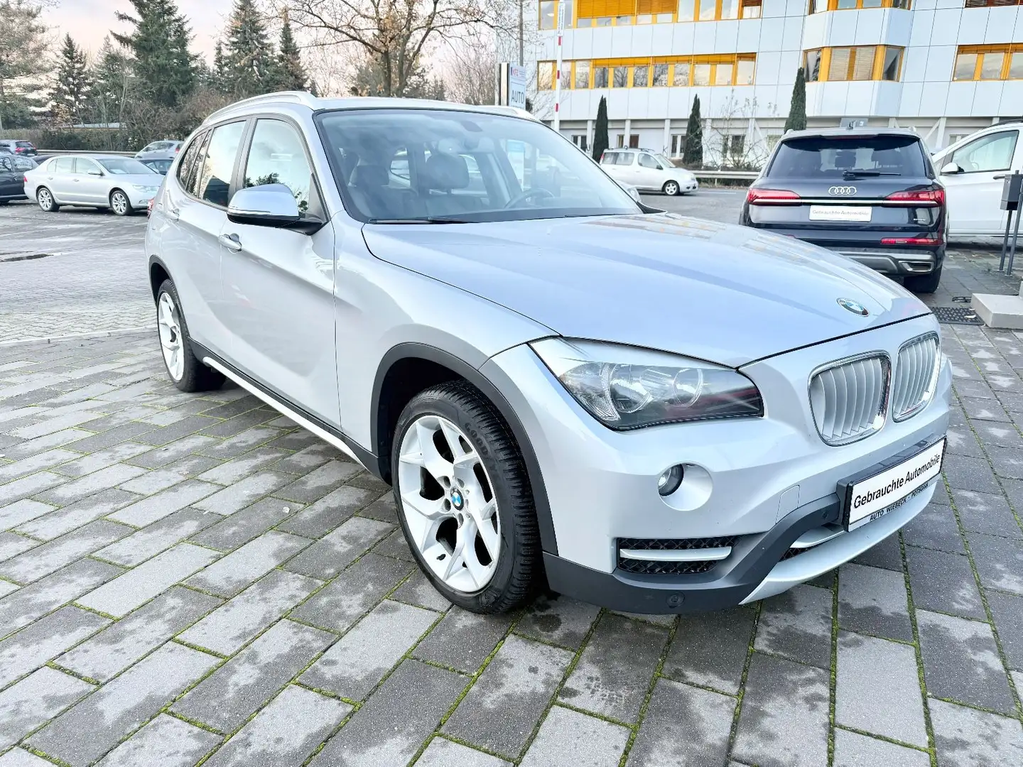 BMW X1 18 i sDrive,X-Line,Navi,Sitzheizung,PDC Argent - 2