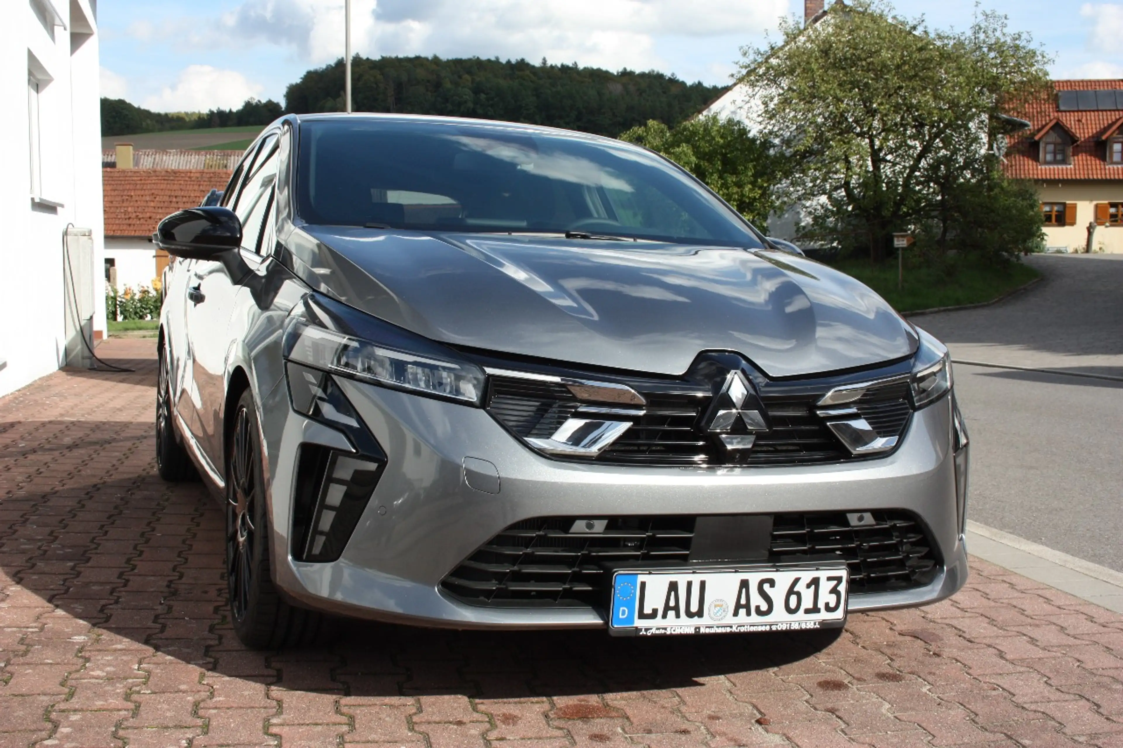 Mitsubishi Colt TOP Hybrid, OZ Felge,Tieferlegung, LED,360° — photo 4