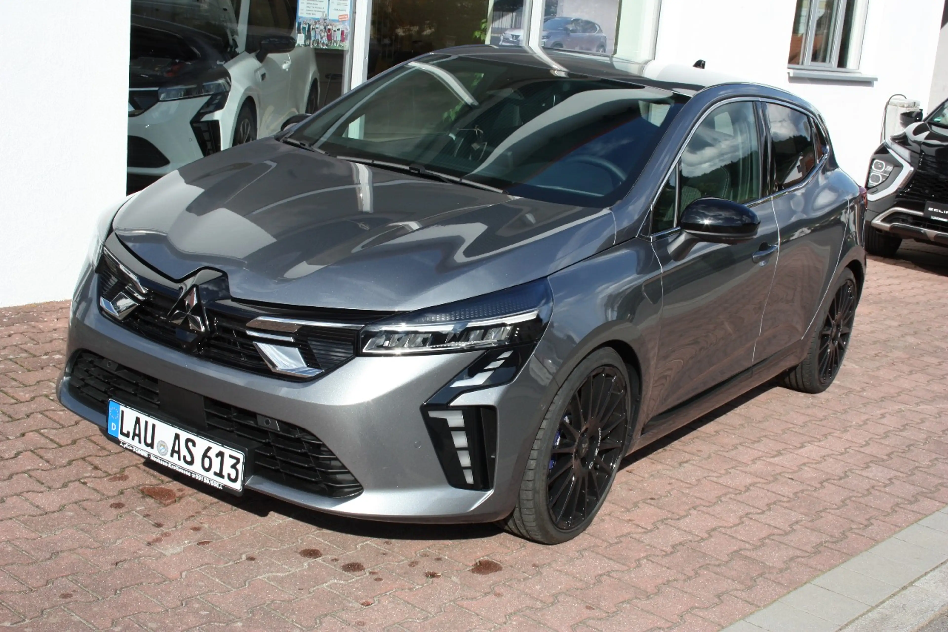 Mitsubishi Colt TOP Hybrid, OZ Felge,Tieferlegung, LED,360° — photo 3