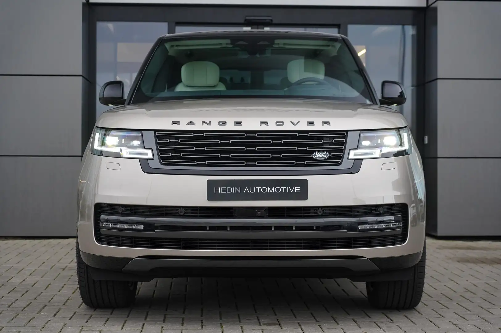 Land Rover Range Rover P460e Autobiography PHEV | Batumi Gold | Rear Seat - 2