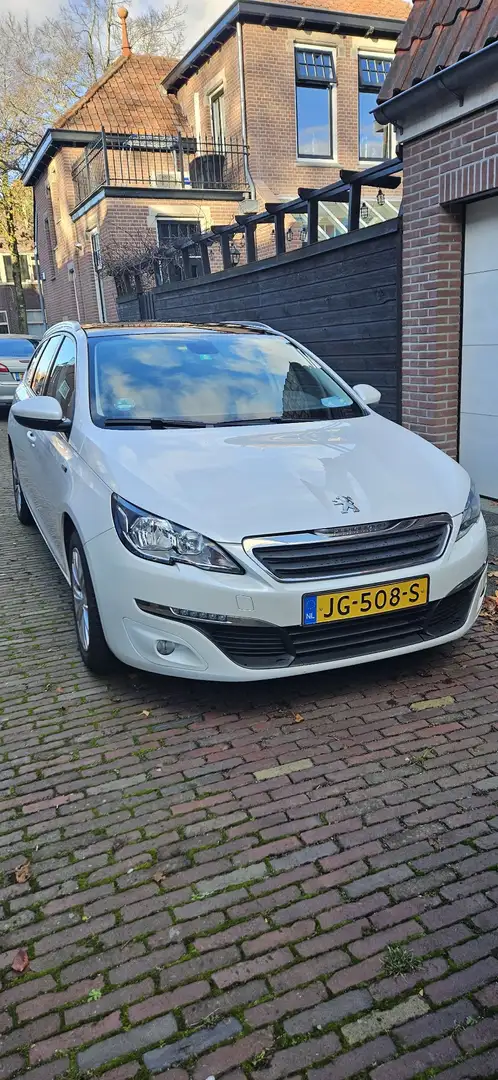 Peugeot 308 1.2 PureTech Style Biały - 1